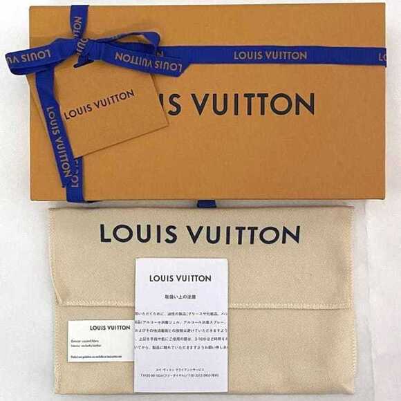 LOUIS VUITTON Brown Monogram Wallet - Picture 9 of 9